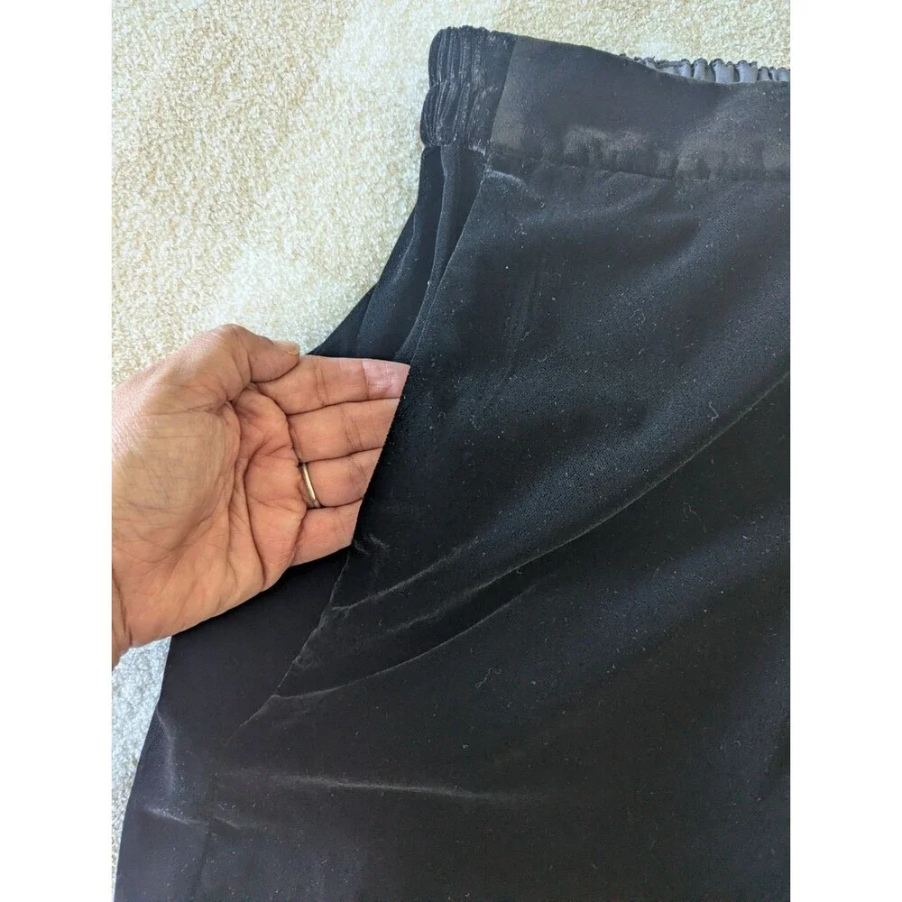 J.Crew Jamie Pant Black Velvet Pull-On Pants Women's Size 4 Elastic Waist Pocket